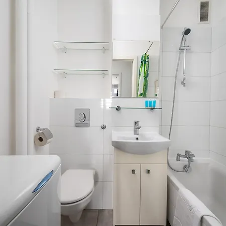 Grzybowska Blue City Centre Apartment Warsaw Exterior photo