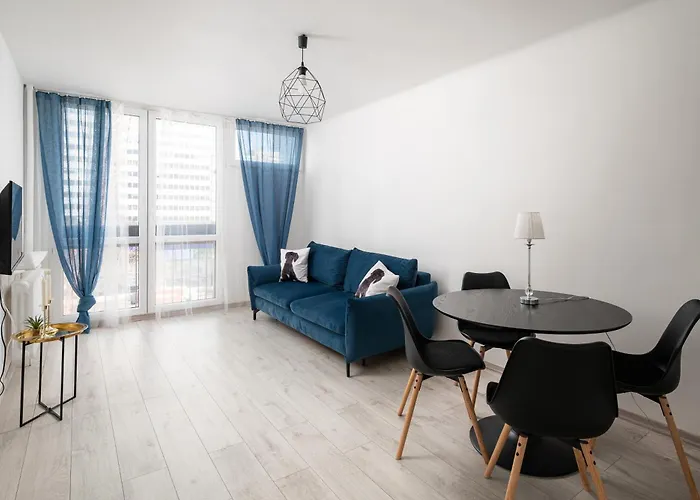 Grzybowska Blue City Centre Apartment